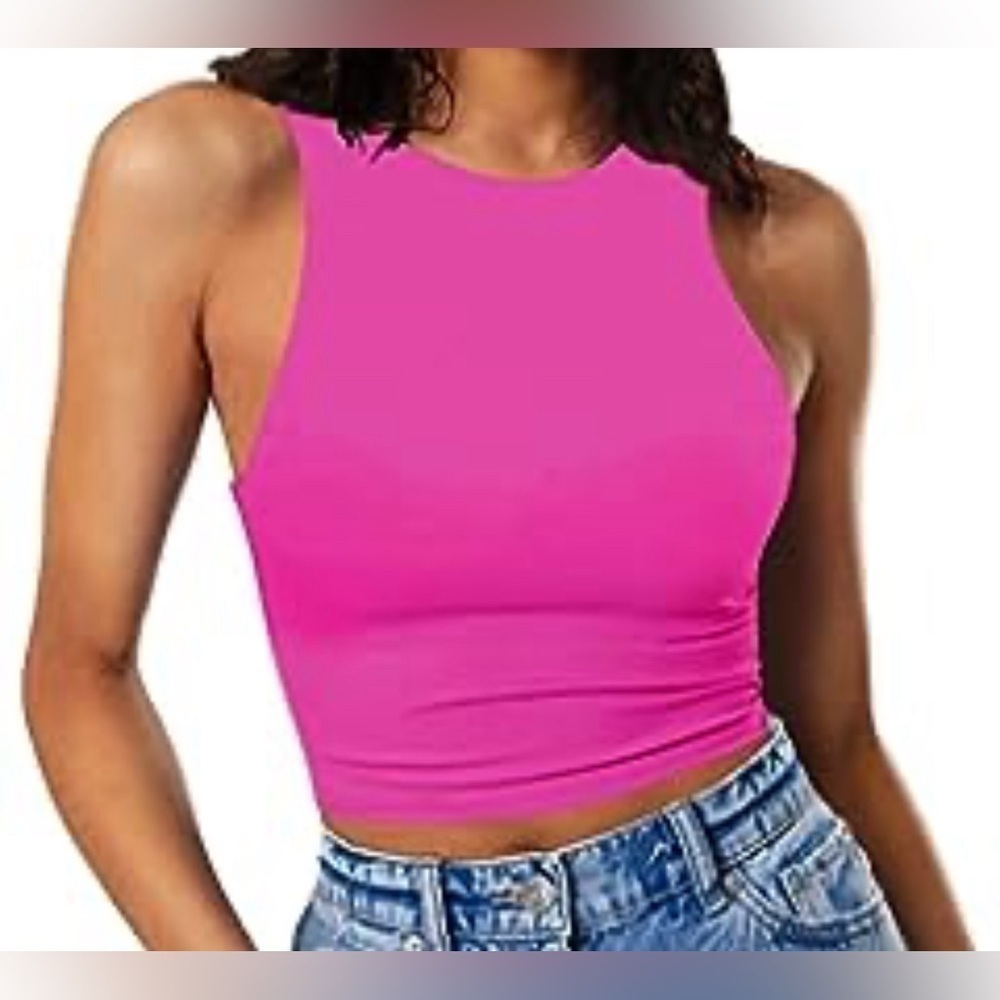 Ladies crop top size medium